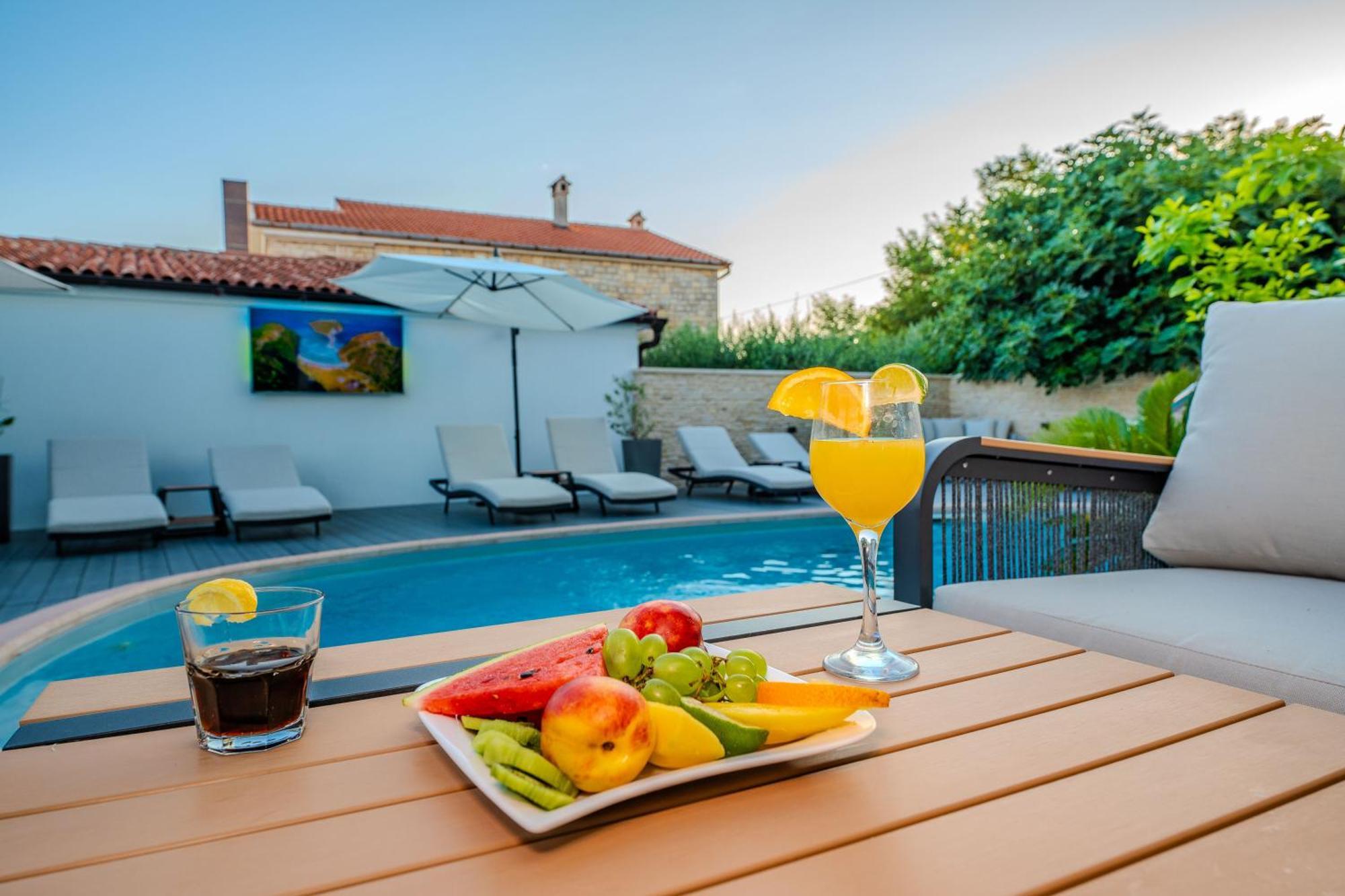 Luxury Apartments Vilamaloca Vir Zewnętrze zdjęcie