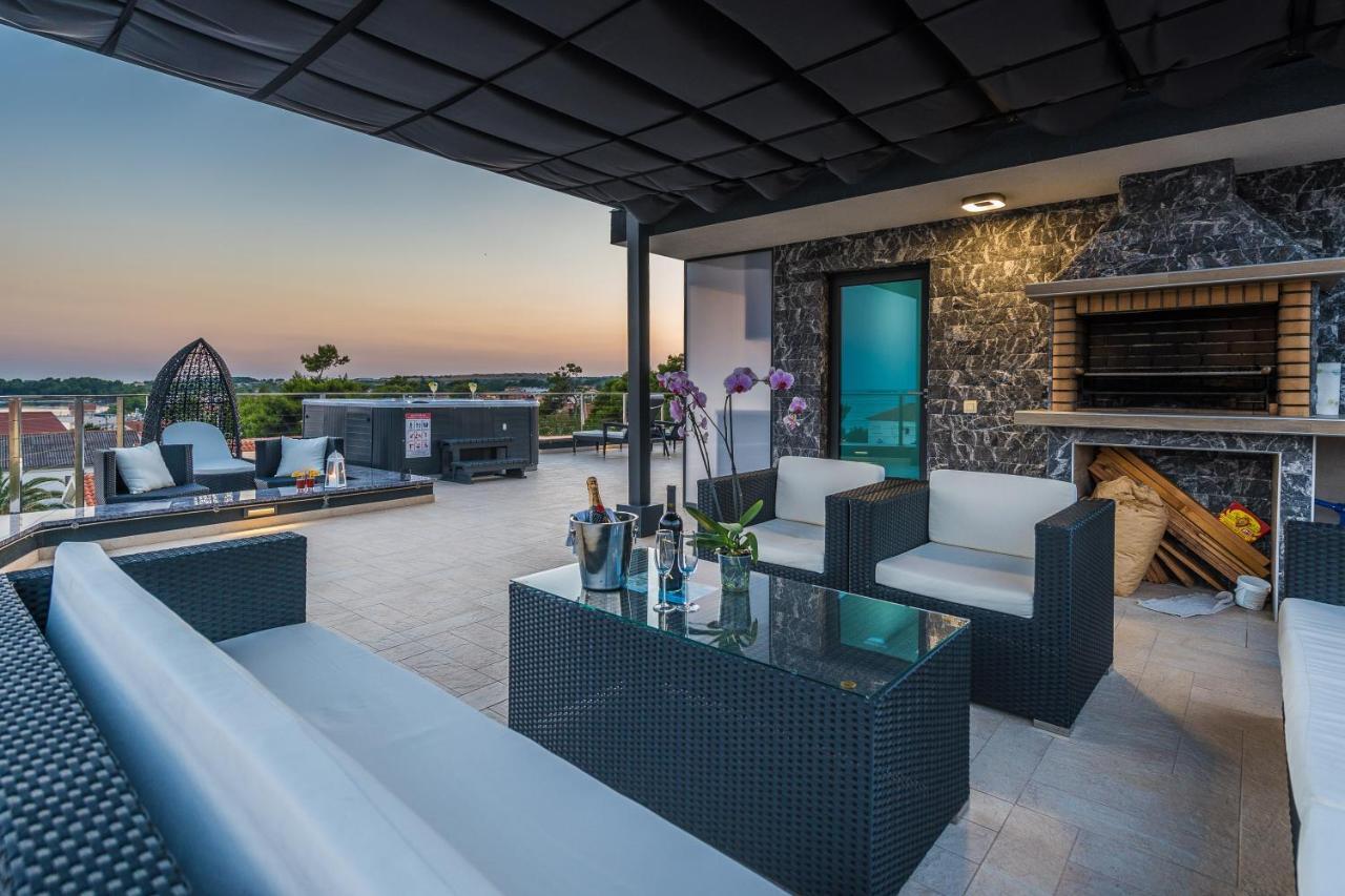 Luxury Apartments Vilamaloca Vir Zewnętrze zdjęcie